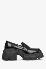 Women's Black Moccasins with Thick Sole made of Genuine Leather Estro ER00113584.