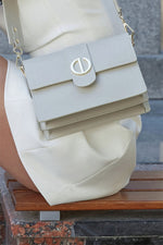 Women's Cream Beige Italian Leather Handbag Estro ER00114776