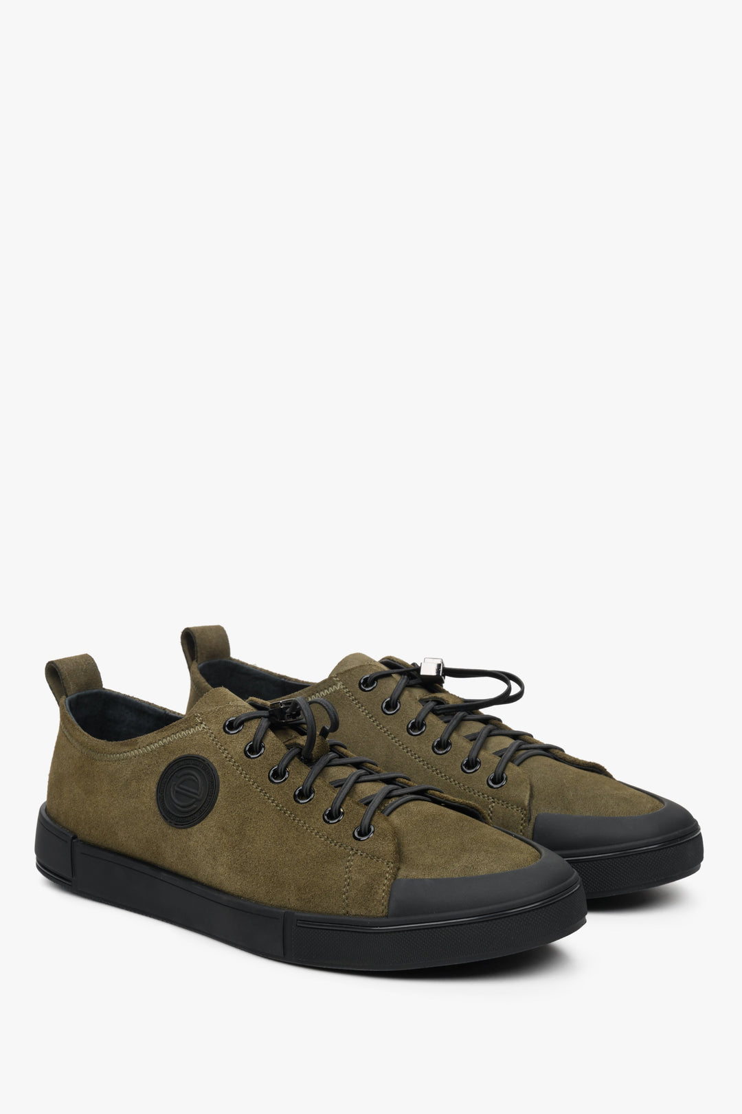 Men's Estro sneakers in green made of genuine leather.