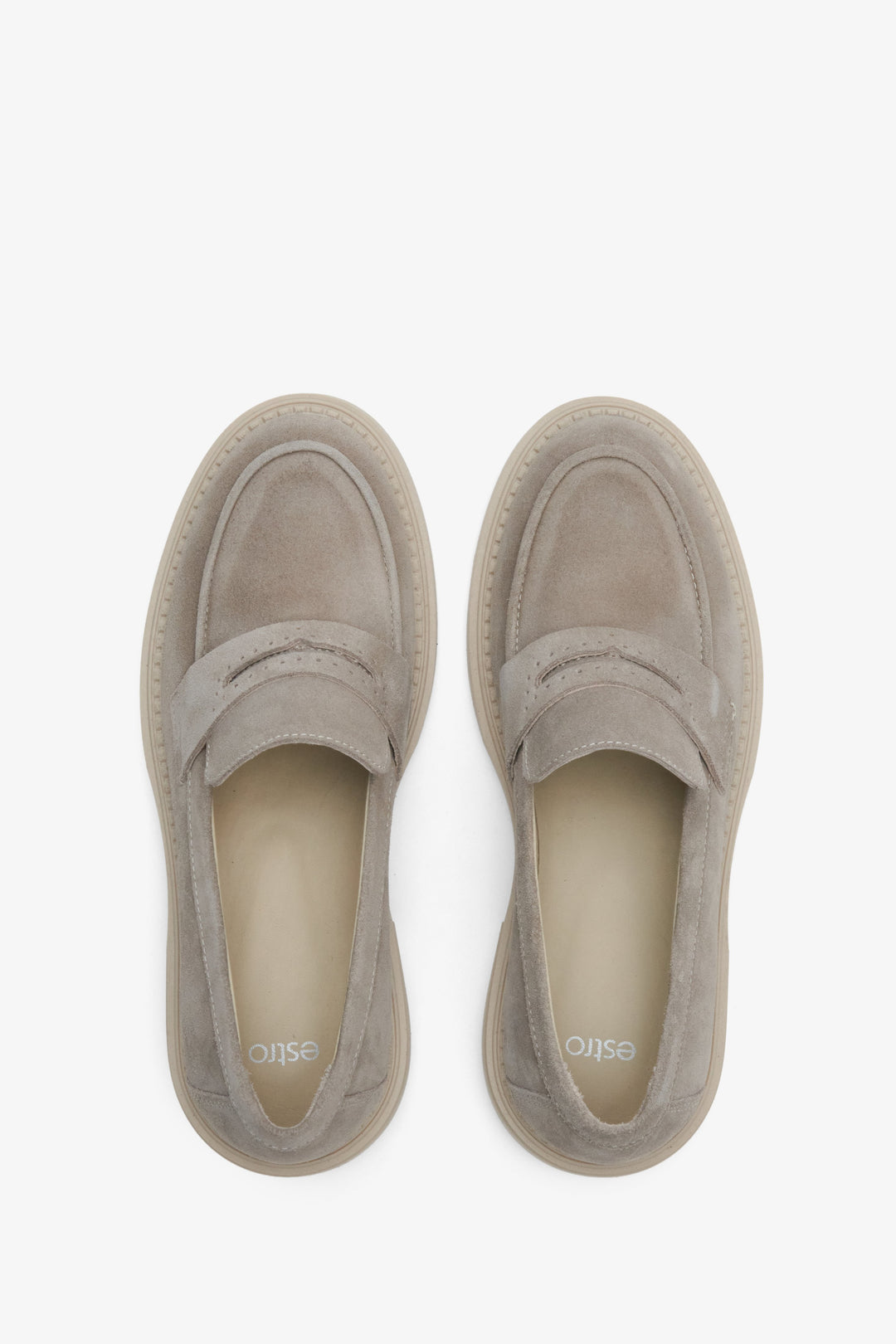 Grey suede loafers for women Estro - presentation of the model from above.