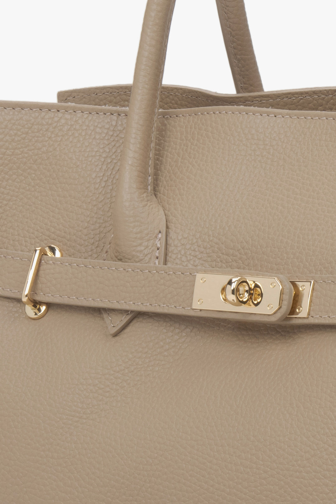Large handbag in a deep brown shade, crafted from premium-quality Italian natural velour leather.