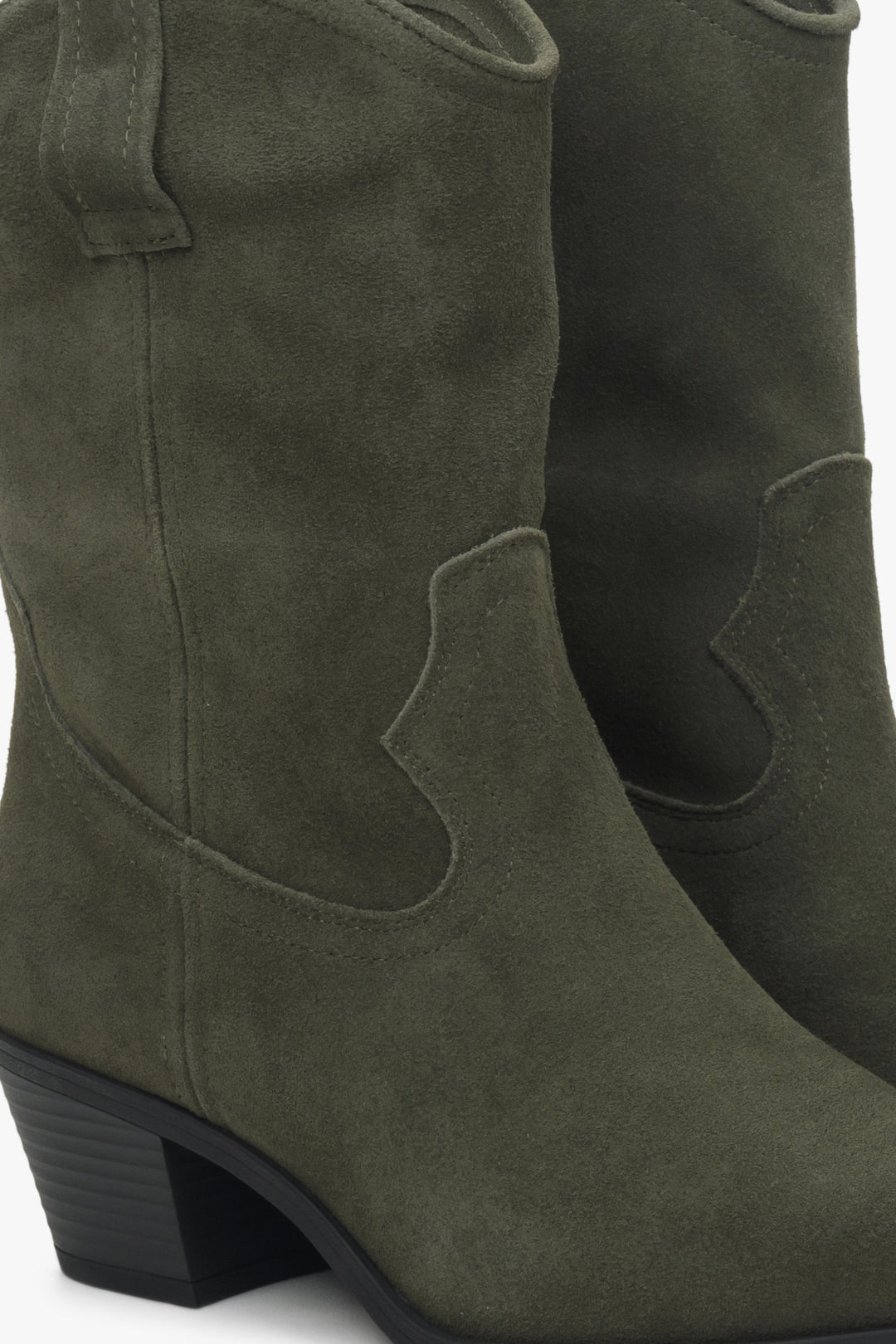 Women's dark green low-cut cowboy boots made of genuine suede by Estro - close-up on details.