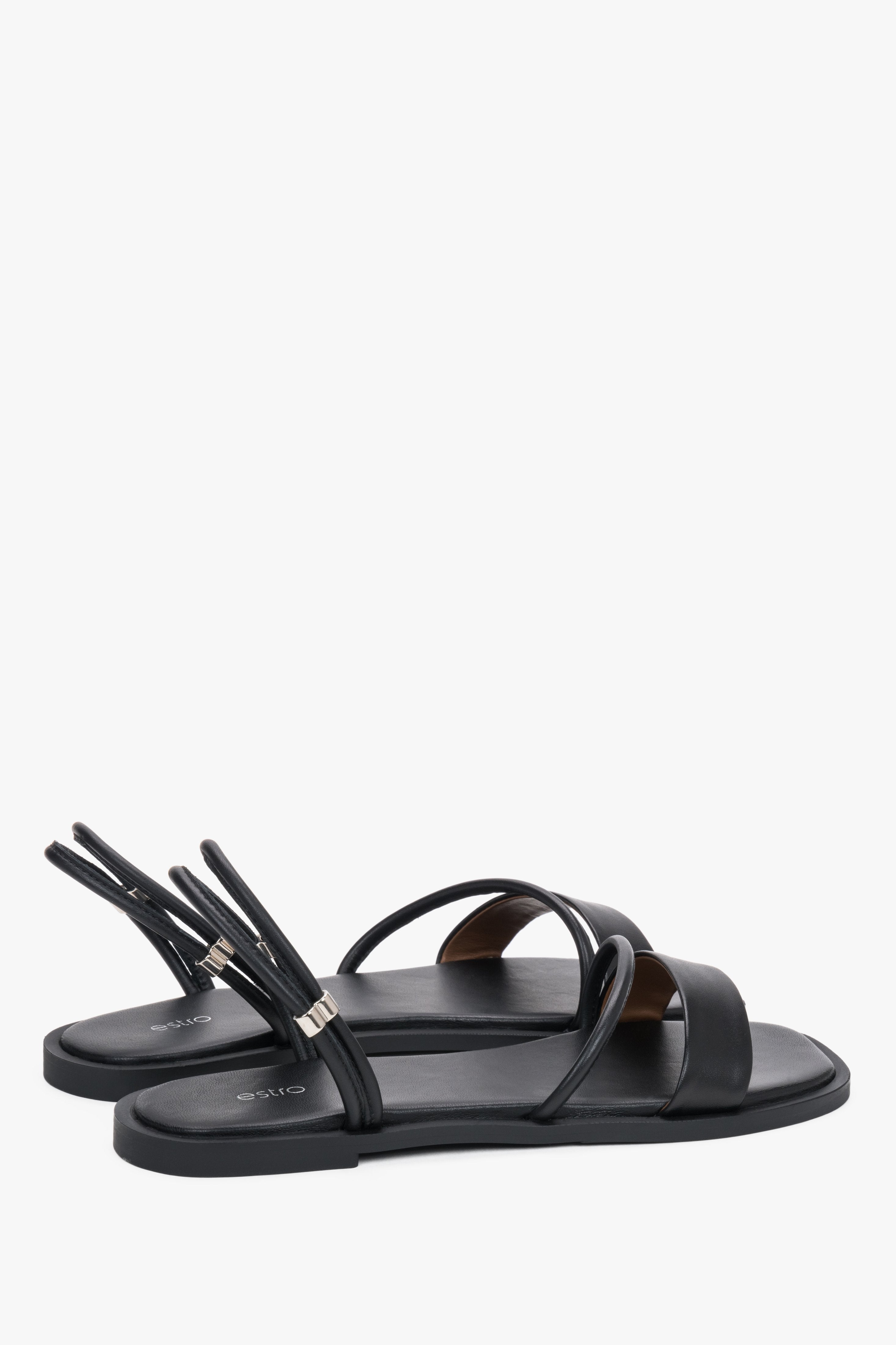 Estro – lightweight black sandals with thin straps made of genuine leather.