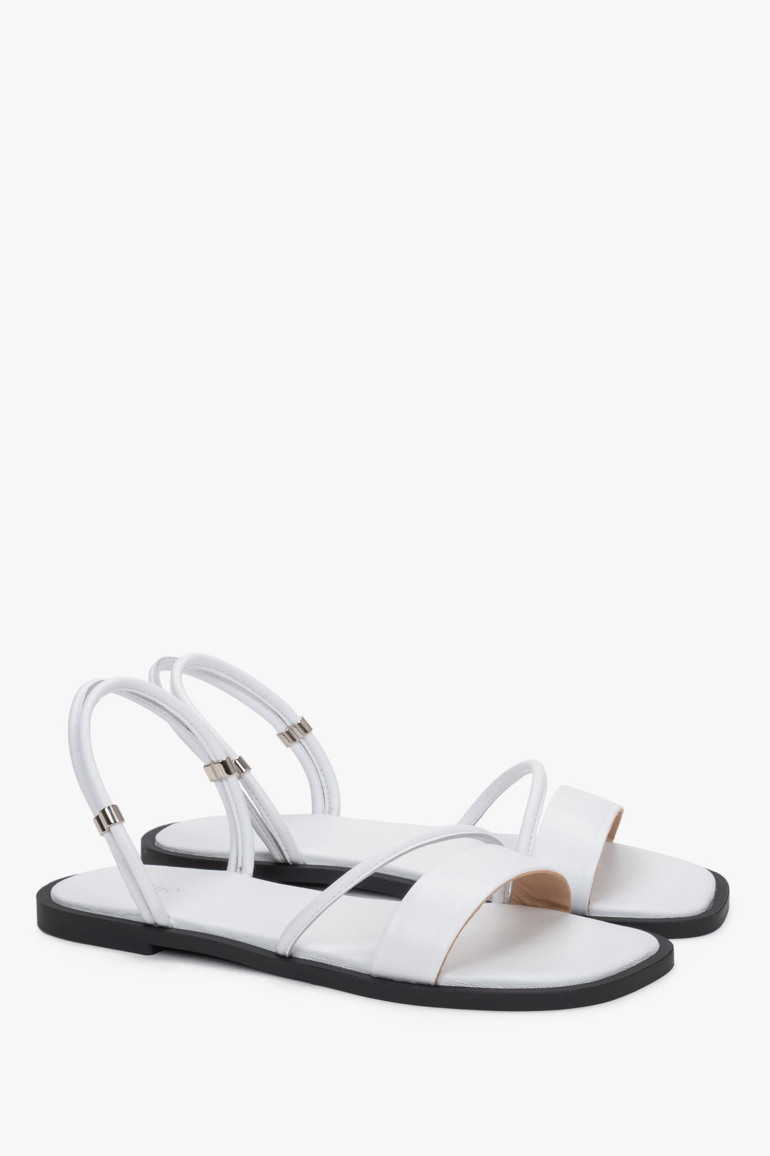 Women’s white Estro sandals, lightweight, with thin straps made of genuine leather.