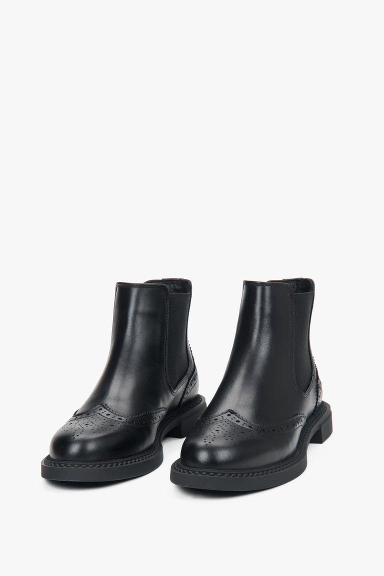 Low-cut black perforated Chelsea boots for women, crafted from high-quality premium Italian leather.