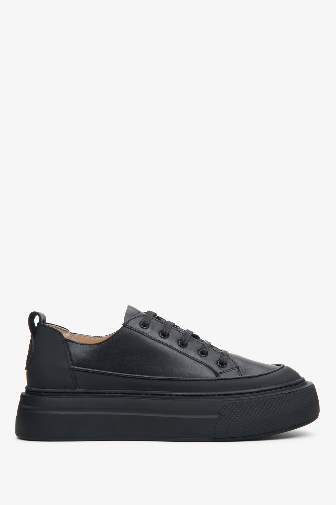 Women's Black Leather Sneakers Estro ER00113473.