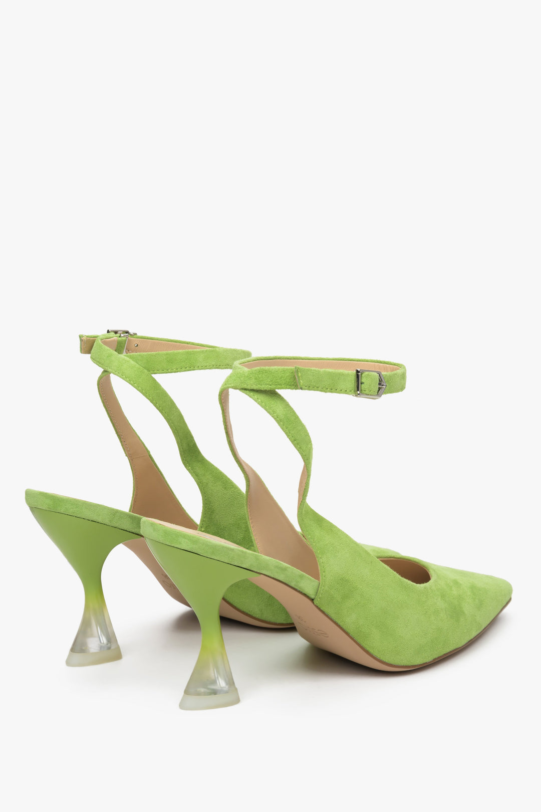 Elegant, green velour slingback pumps Estro - presentation of the heel and shoe sideline.