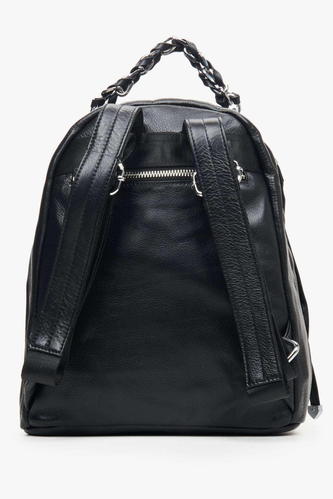 Estro's large, women's black  leather  backpack - close-up of the back and model's shoulders.