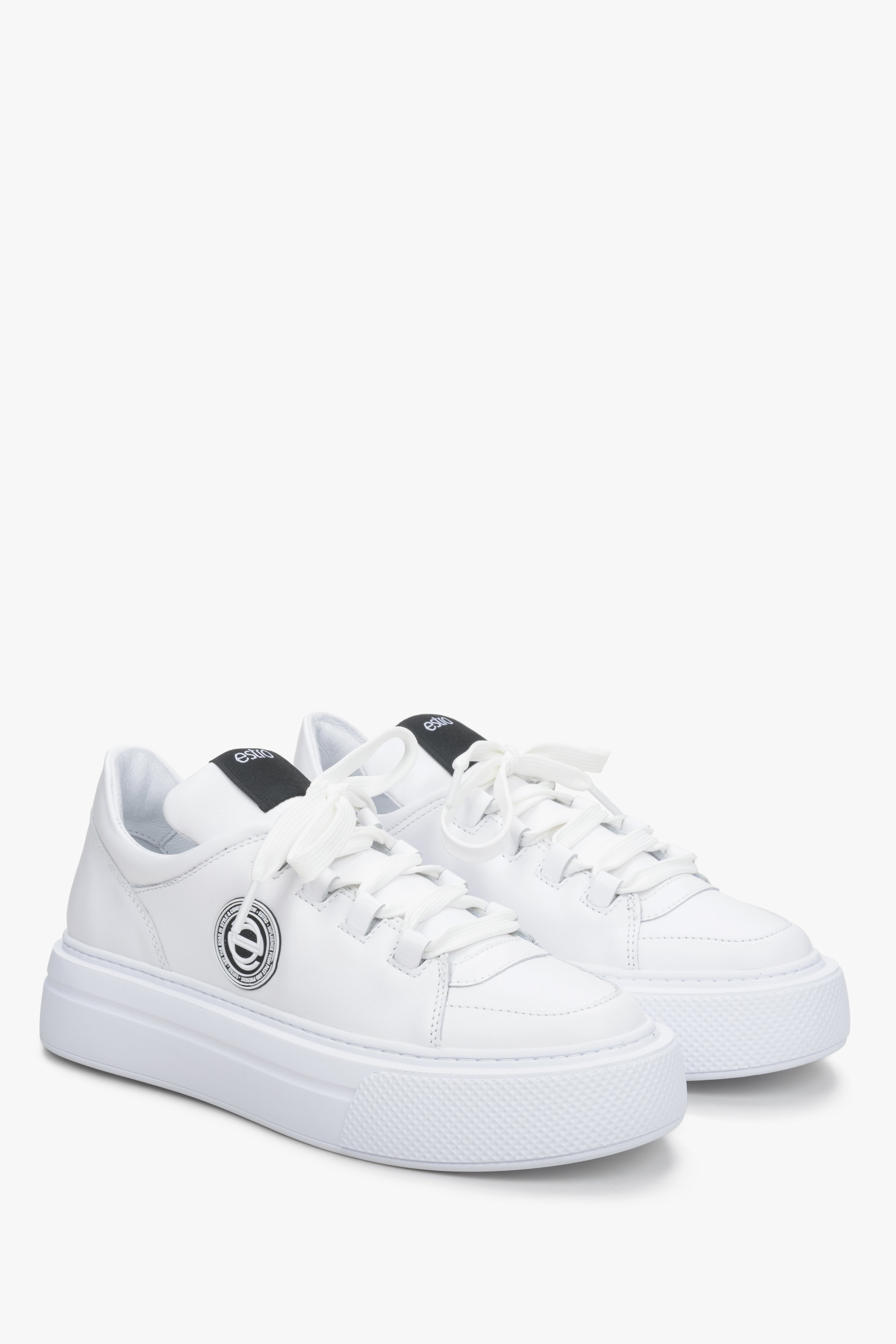 Women's white platform sneakers made of genuine leather by Estro.