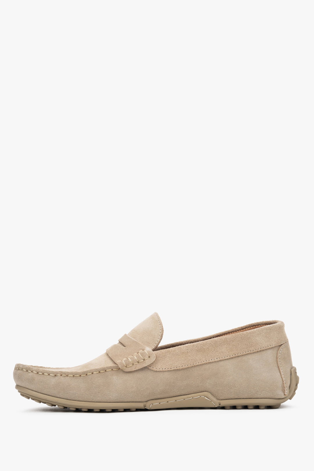 Men's loafers made of beige natural velour.