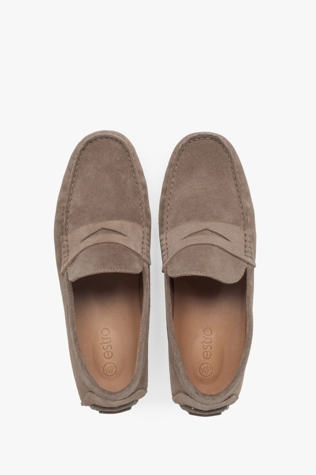 Stylish men's loafers in brown natural velour.