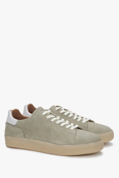 Light green men's sneakers made of natural velour by Estro.