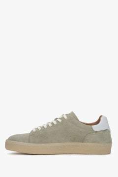 Men's sneakers made of light green natural velour.