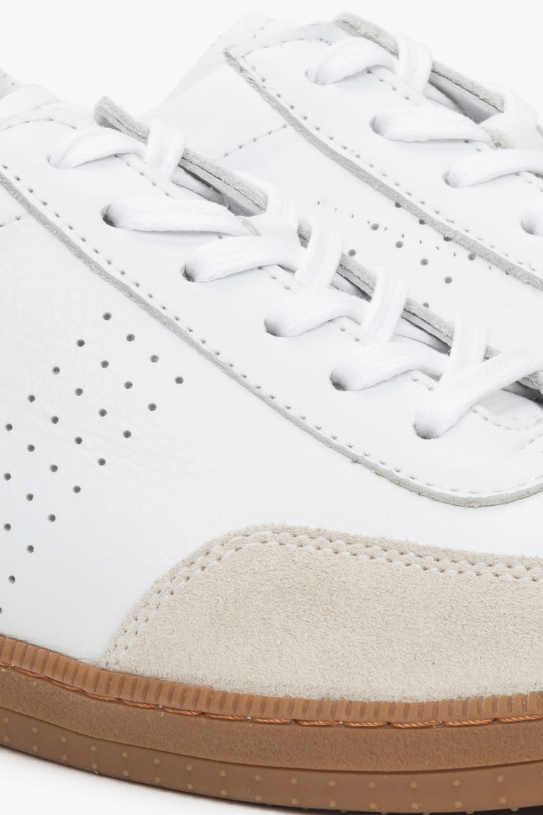 Classic white men's sneakers made of leather and velour.
