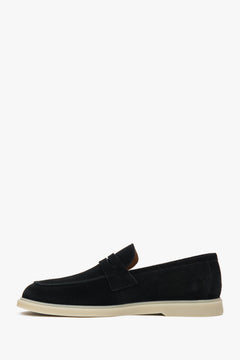 Luxury black men's loafers by Estro, made from premium Italian natural velour.