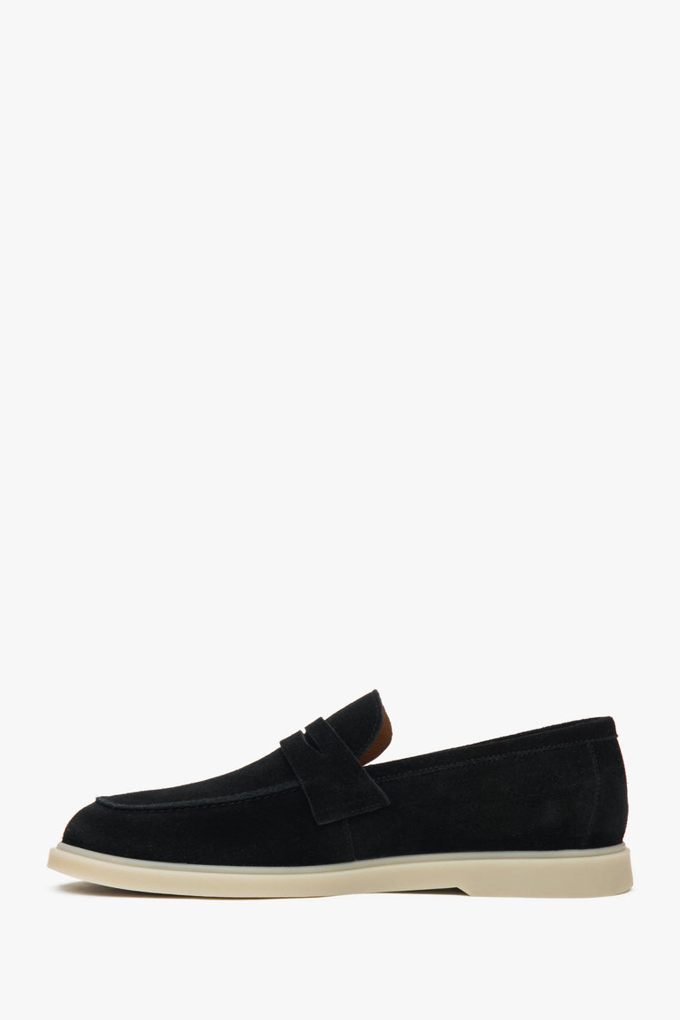 Luxury black men's loafers by Estro, made from premium Italian natural velour.