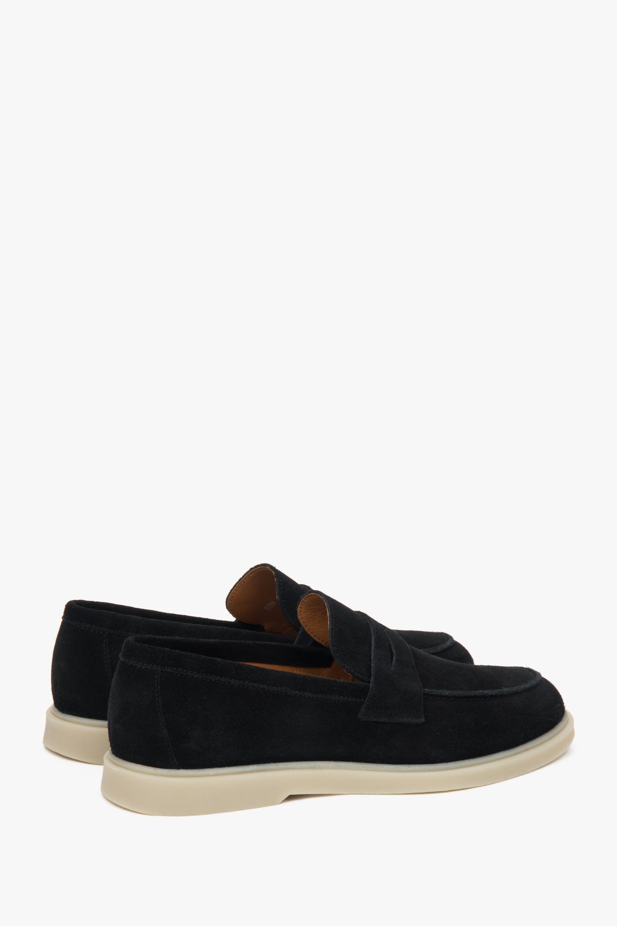 Stylish black men's loafers by Estro, made from premium Italian natural velour.