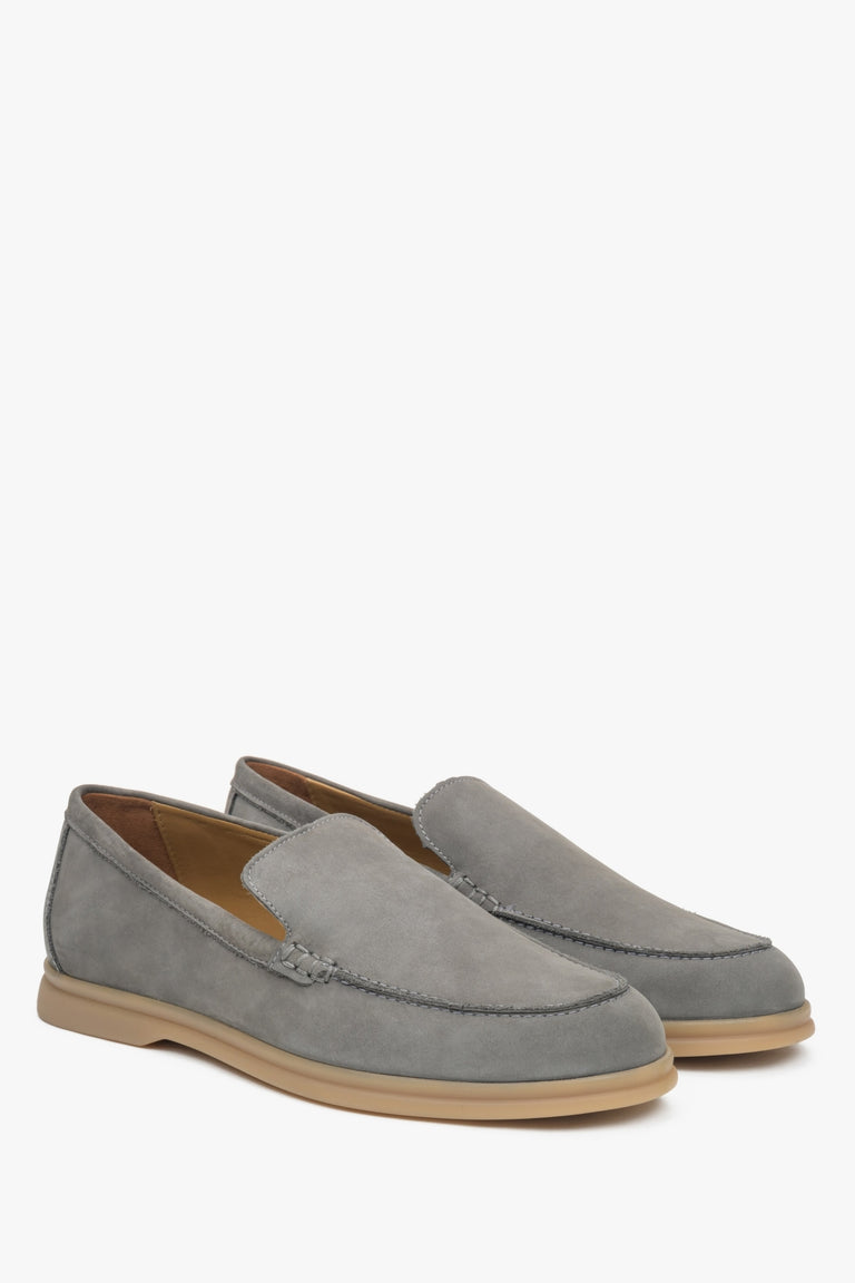Elegant gray men's loafers by Estro, made of high-quality Italian natural nubuck.