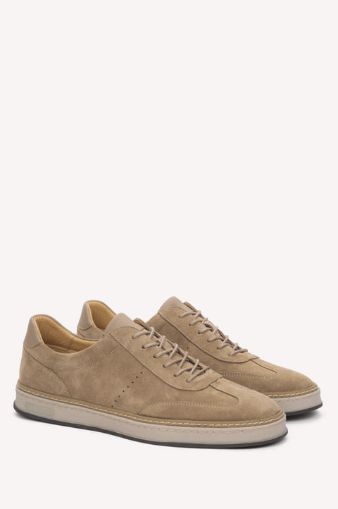 Men’s beige sneakers made of genuine velour with a flexible sole Estro ER00119202