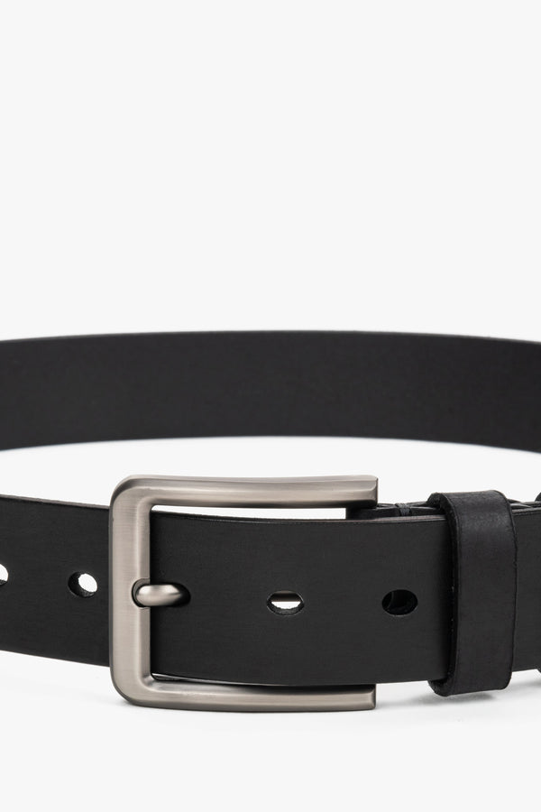 Men's black belt with a silver buckle made of smooth genuine leather.
