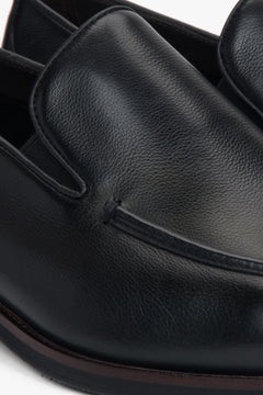 Timeless and comfortable — men's black genuine leather loafers Estro ER00117520, perfect for both formal and smart-casual outfits.