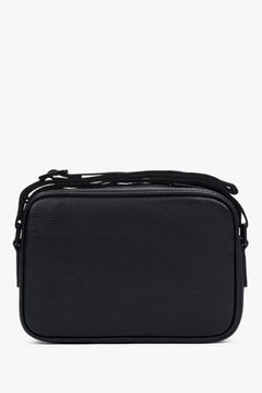 Men’s black crossbody pouch bag made of pebbled genuine leather Estro.
