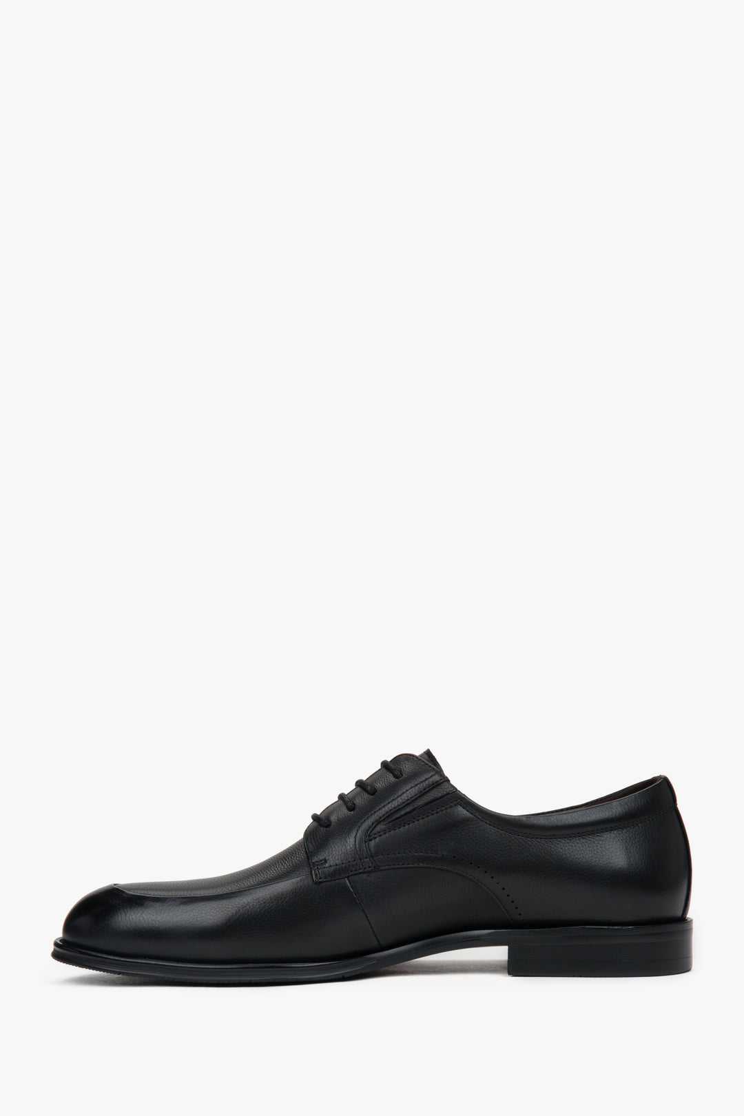 Black men's derby shoes made of genuine leather, Estro.