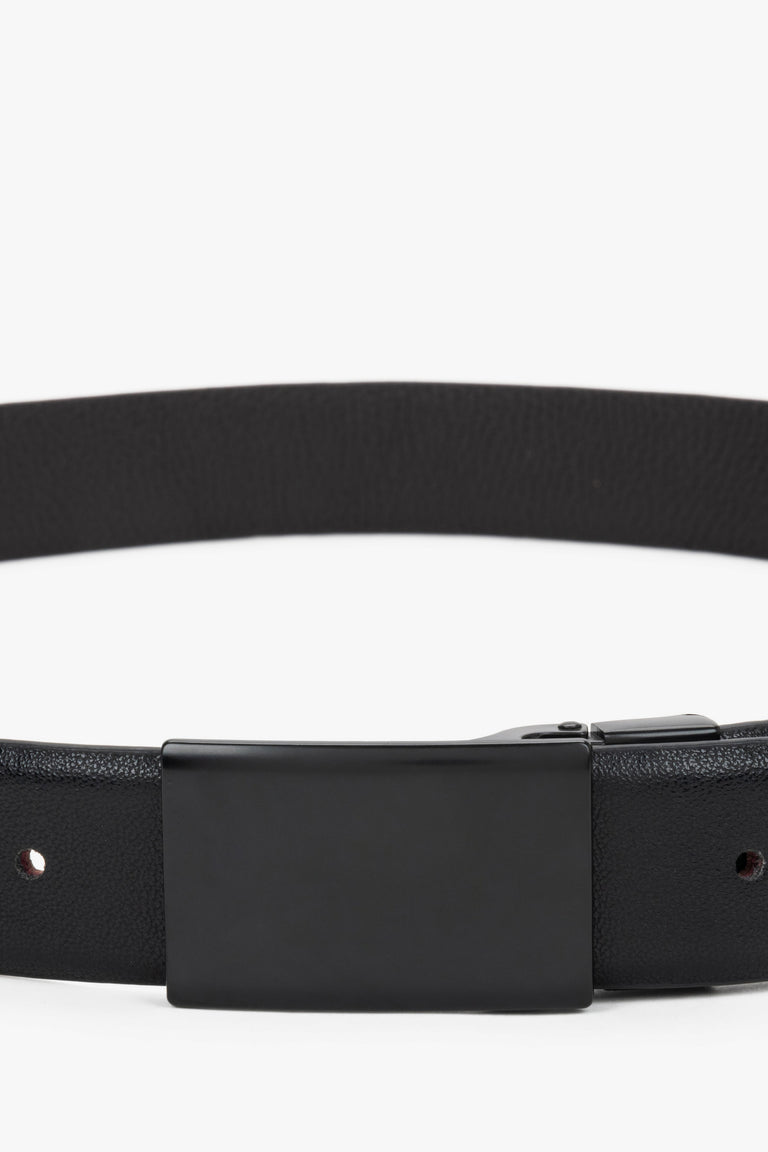 Black men's leather belt with a minimalist buckle.