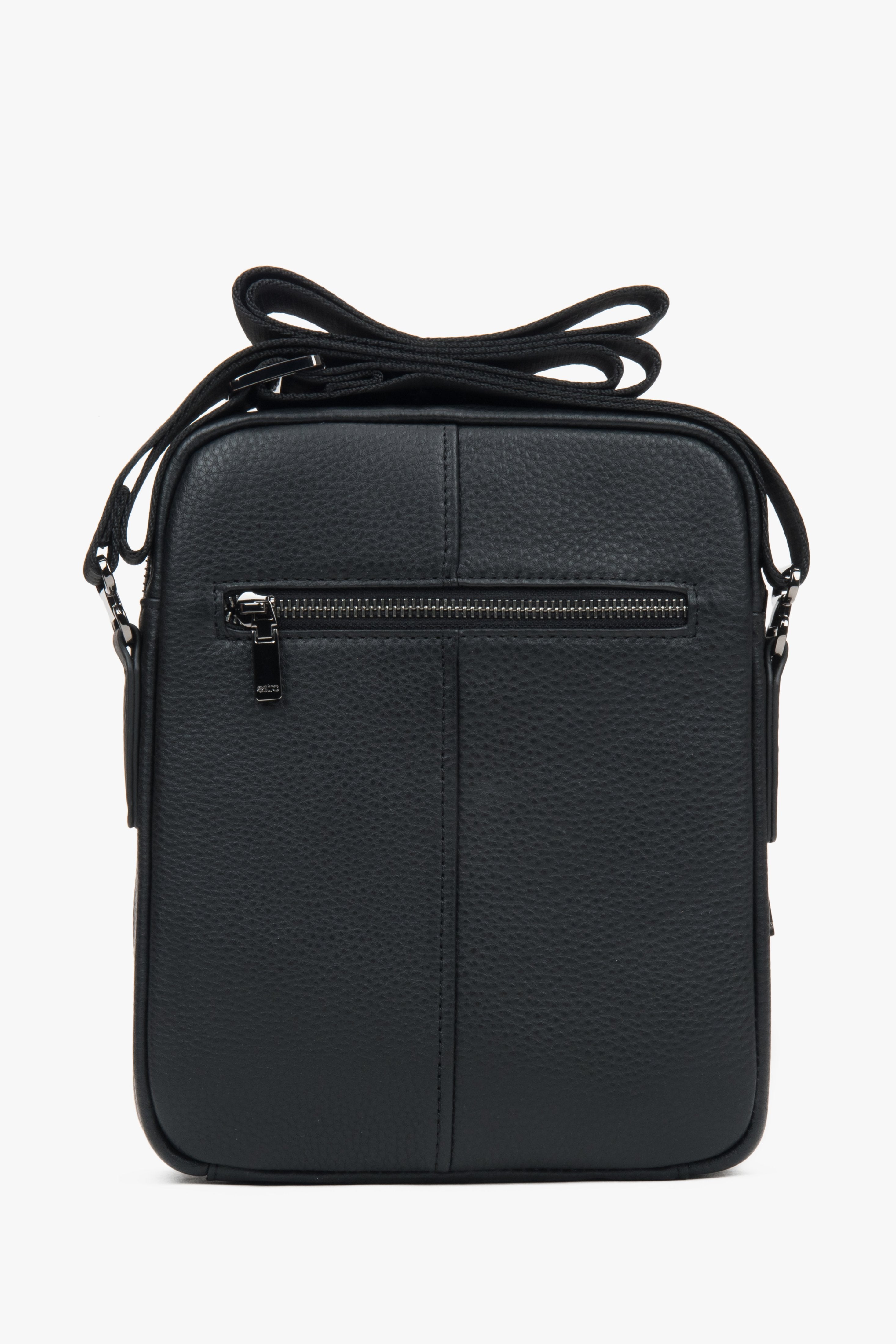 Men’s black genuine leather crossbody sling bag Estro.