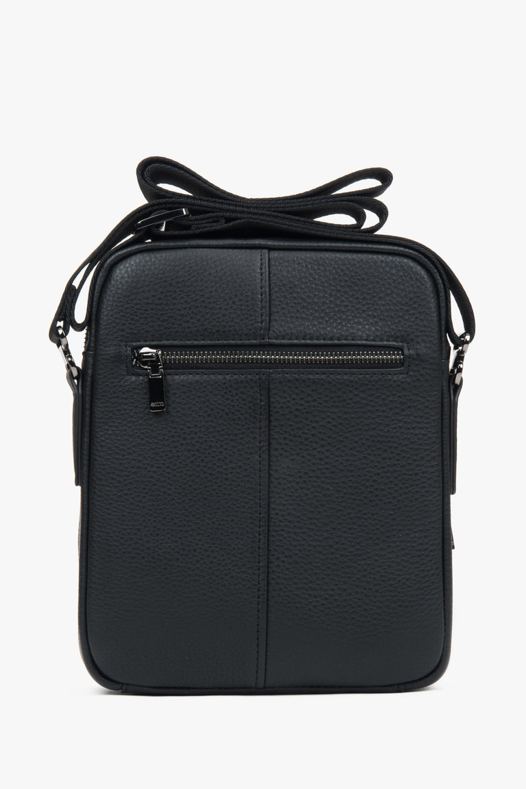 Men’s black genuine leather crossbody sling bag Estro.
