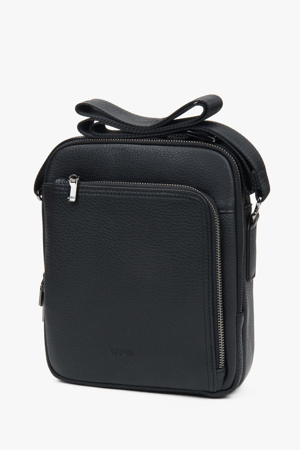 Men’s crossbody sling bag, black, genuine leather, Estro.