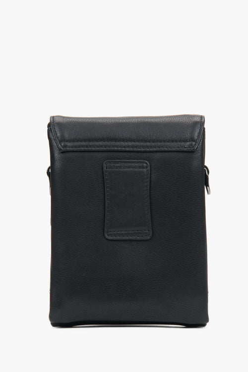 Estro – black genuine leather tablet bag.
