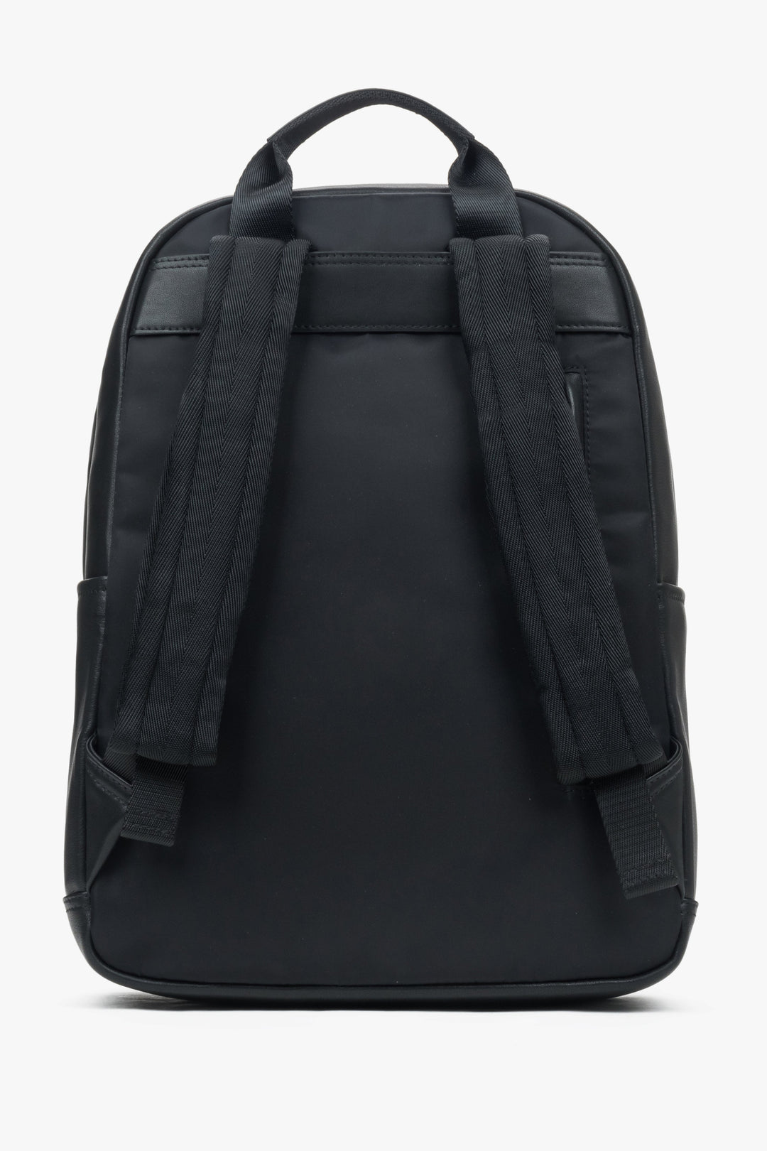 Estro – men’s black genuine leather city backpack.