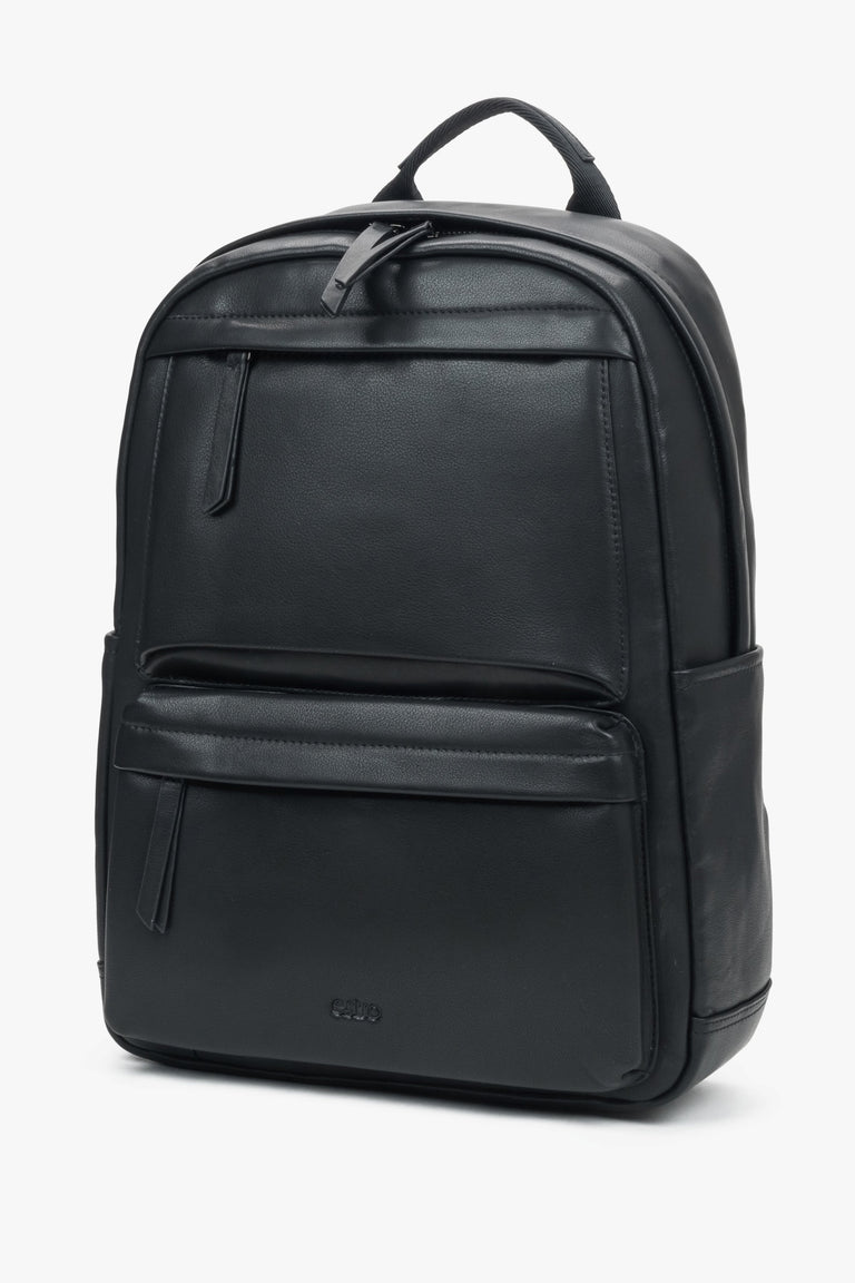 Men’s black genuine leather city backpack Estro.