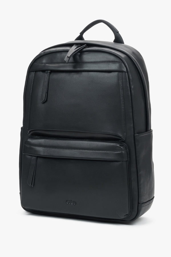 Men’s black genuine leather city backpack Estro.