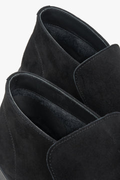 Black men's velour high-top loafers Estro - close-up of details.
