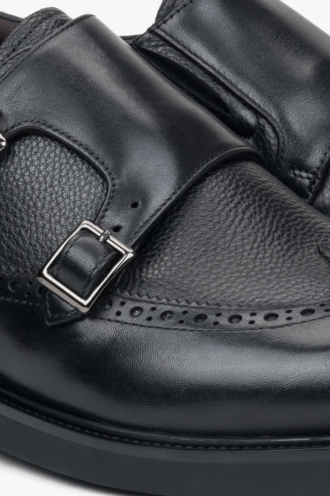 Black leather men's brogues from Estro with timeless monk strap detailing.