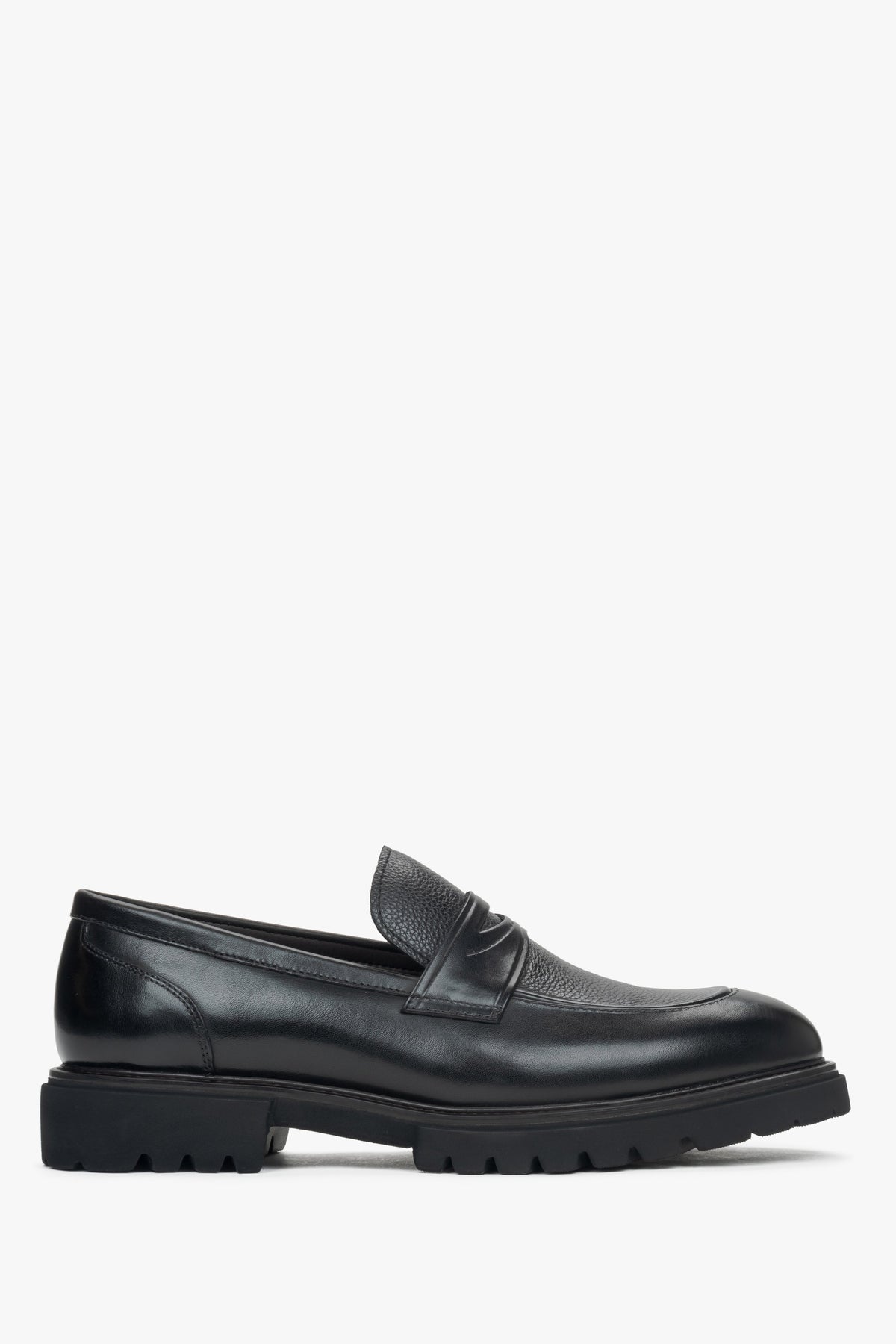 Men's Black Leather Penny Loafers with Comfortable Sole Estro ER00115982.