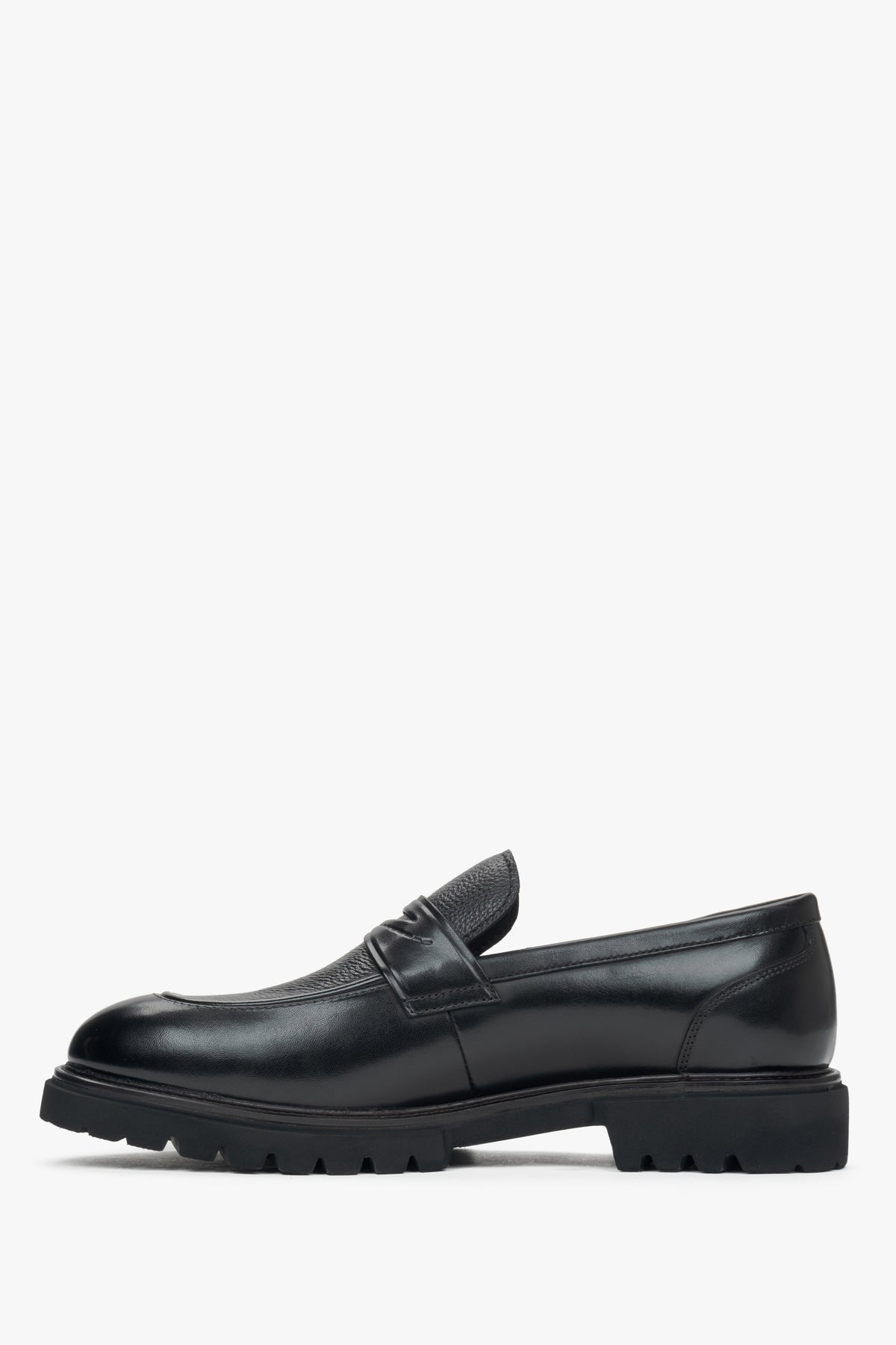 Men's black leather penny loafers with comfortable sole Estro ER00115982.