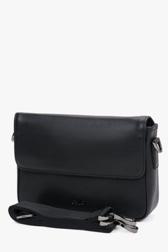 Elegant men’s black shoulder bag Estro made of genuine leather.