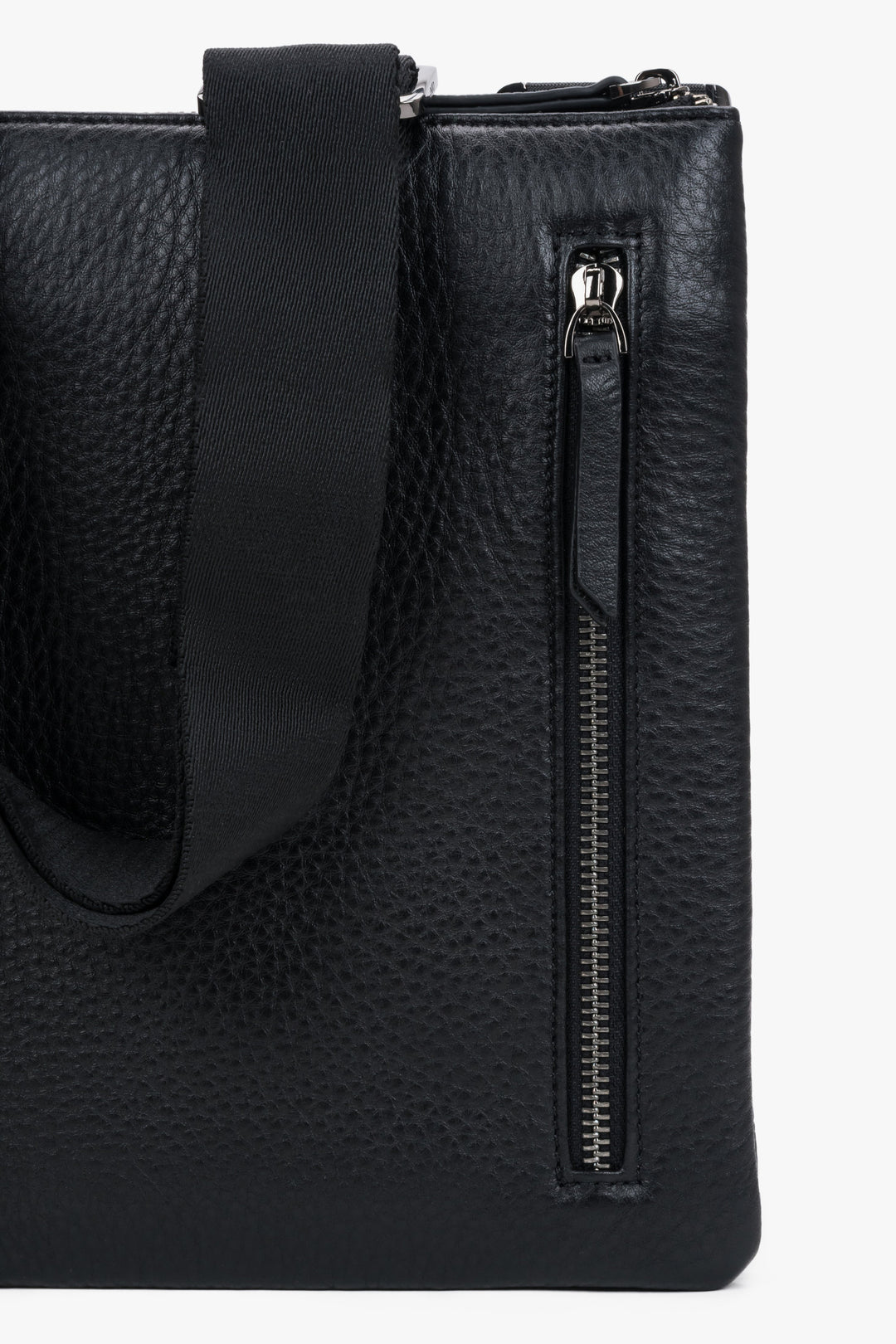 Classic black leather crossbody pouch bag for men by Estro.