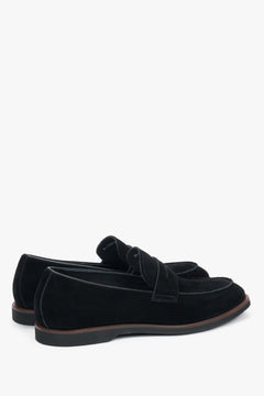 Made of genuine velour, soft black men’s loafers Estro.