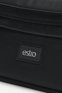 Spacious men’s black waist bag Estro – close-up of detail.