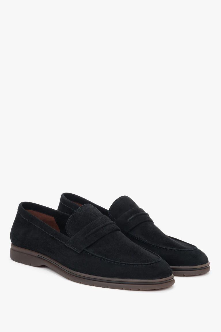 Men’s loafers, black, made of natural velour on a soft sole, Estro.
