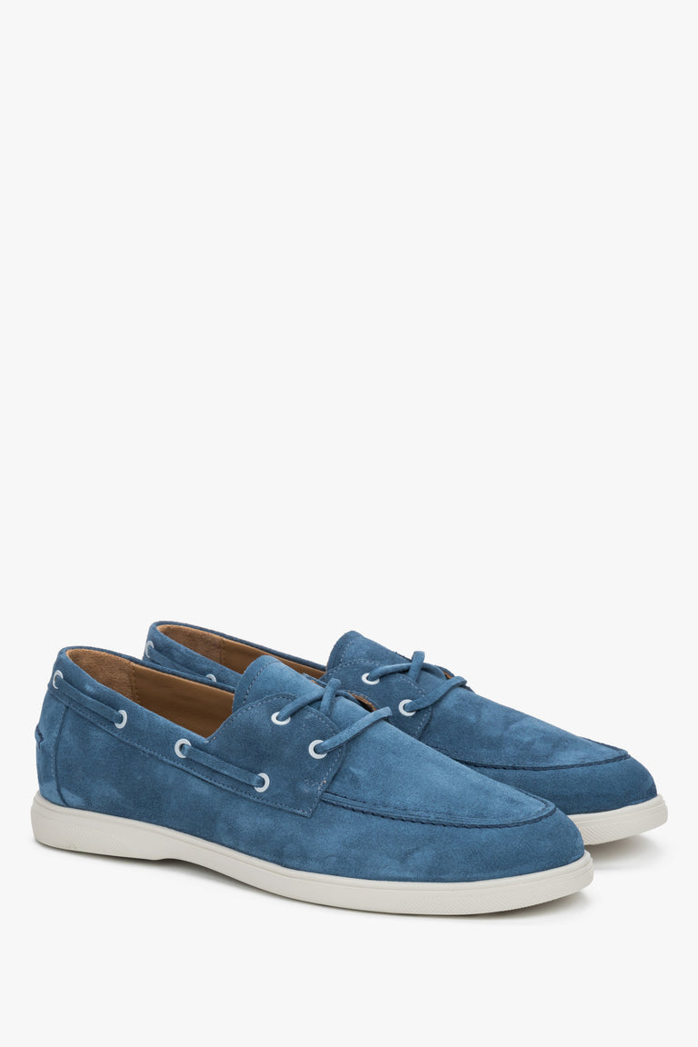 Blue men’s boat-style loafers made of premium Italian natural velour.