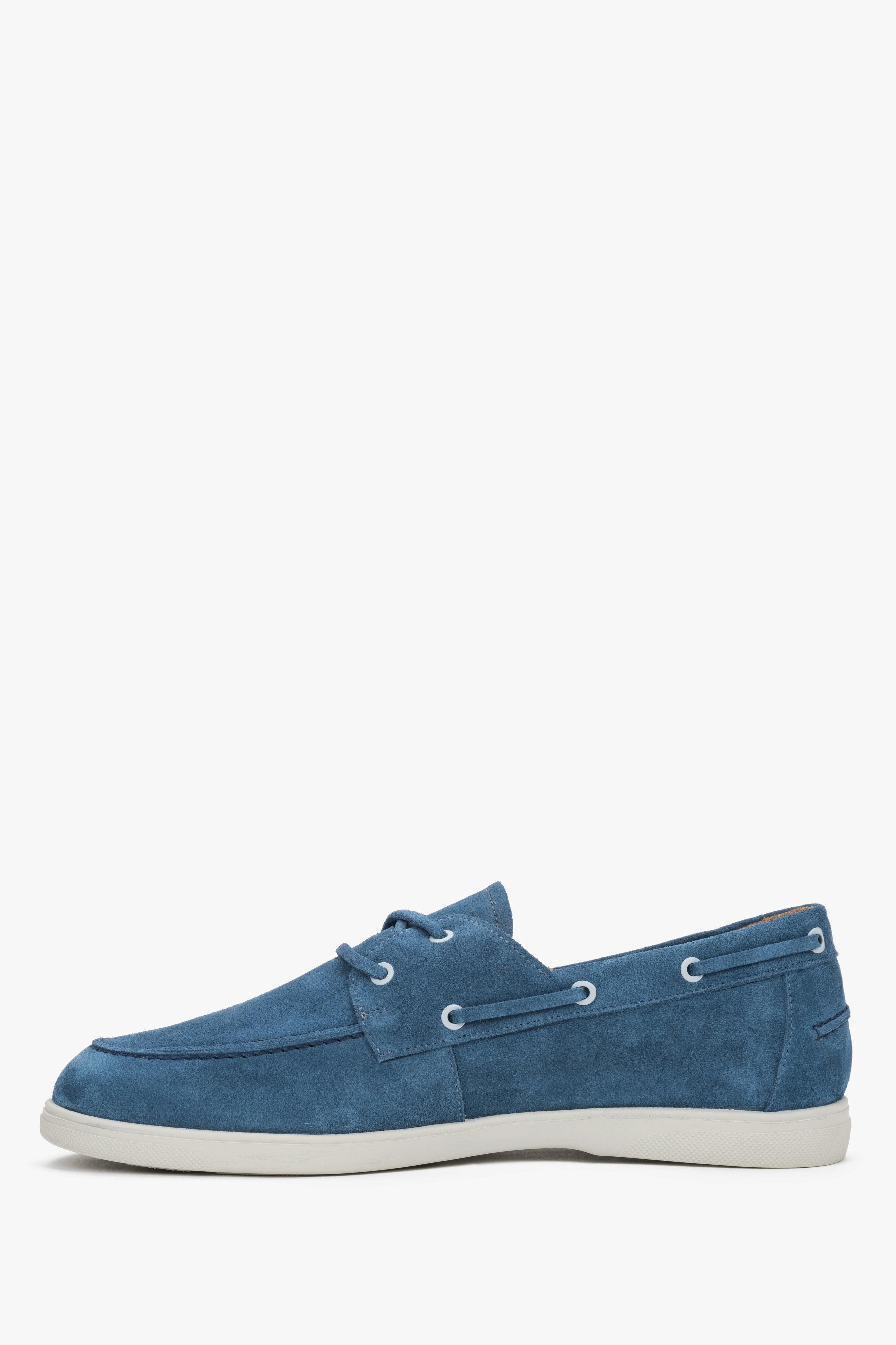 Men’s blue boat-style loafers made of premium Italian natural velour Estro.