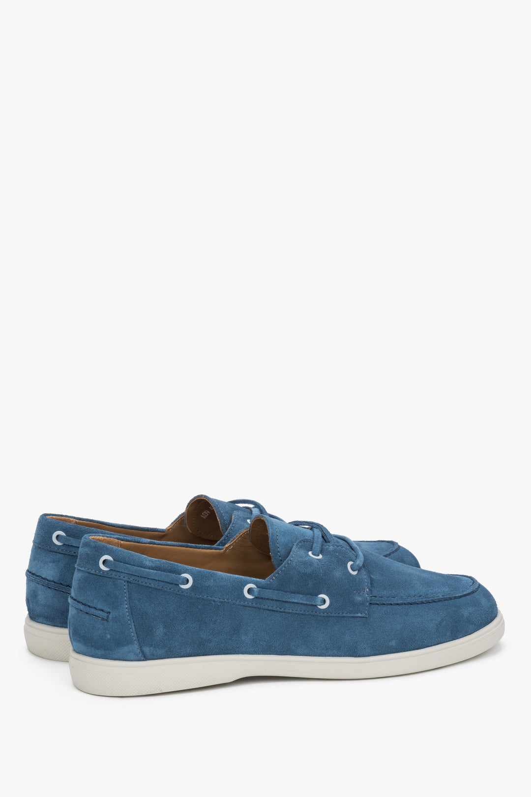 Blue men’s boat-style loafers Estro made of premium Italian natural velour.