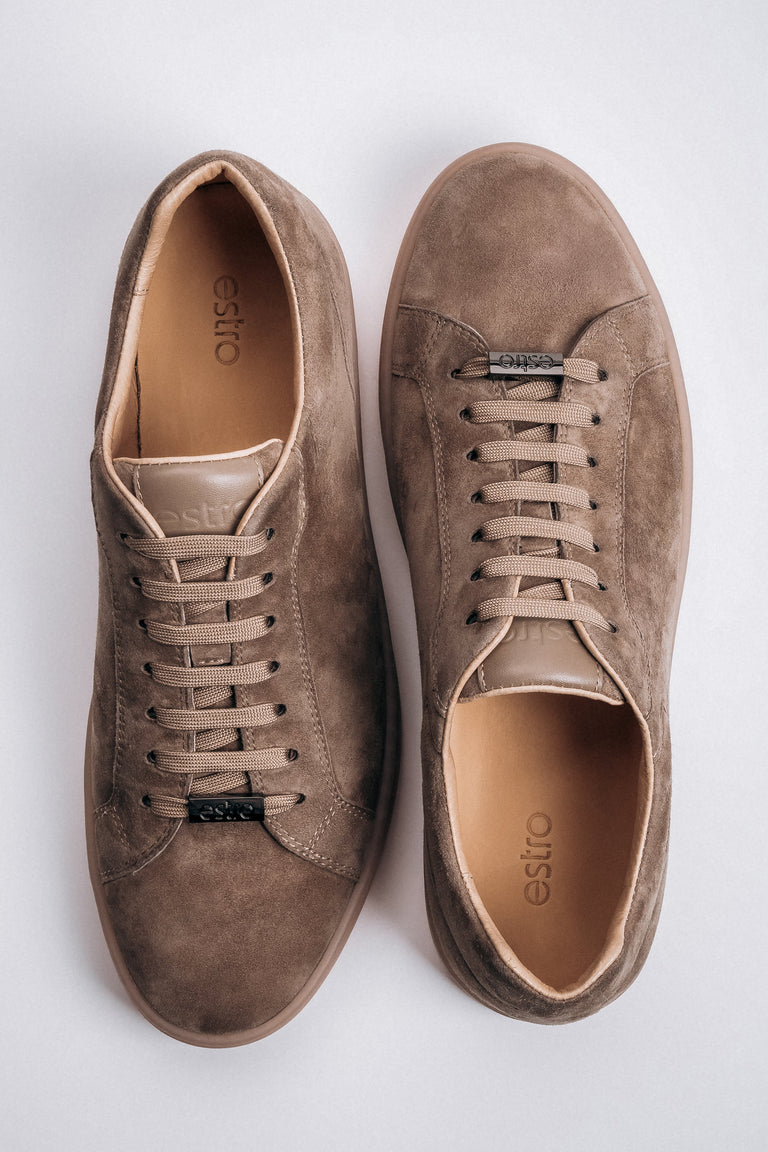 Men’s Brown Sneakers in Genuine Velour with a Soft Sole Estro ER00119192.