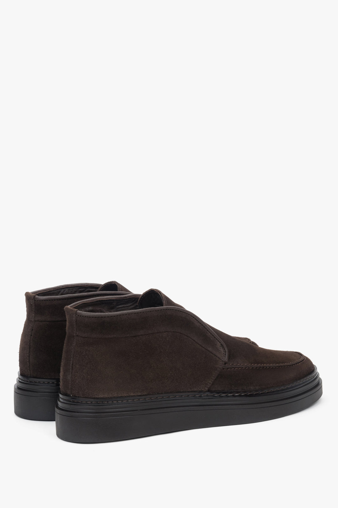Estro ER00118323 Men's Loafers, Dark Brown, Elevated, Insulated, made of Premium Italian Velour.
