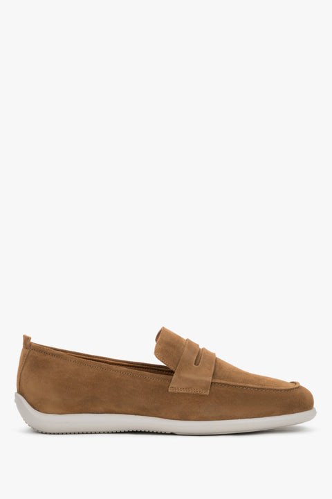 Warm caramel men's premium velour loafers by Frau – a clean side profile highlighting the modern, flexible EVA microfoam sole.